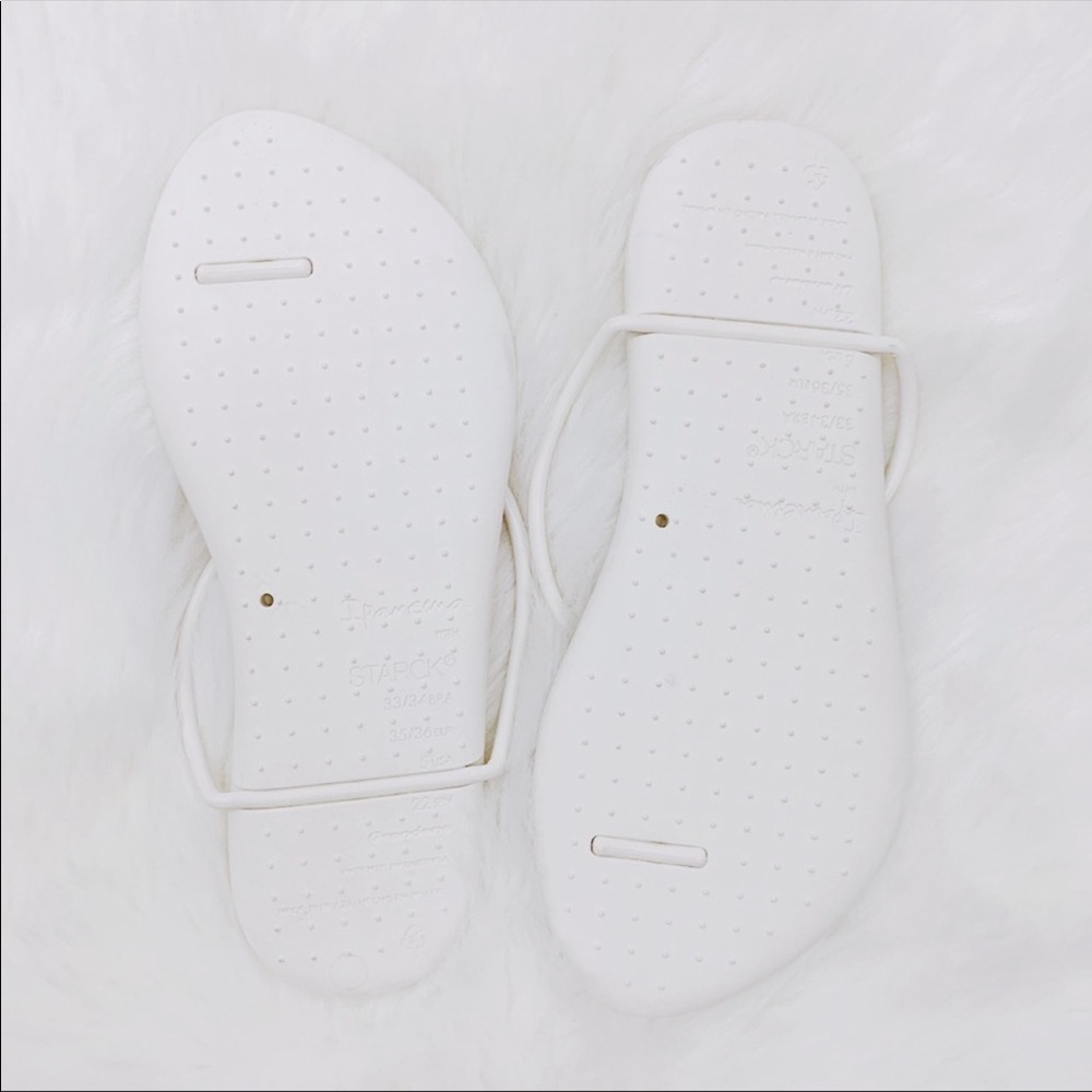 Ipanema Thong Flip Flops - Picture 3 of 4